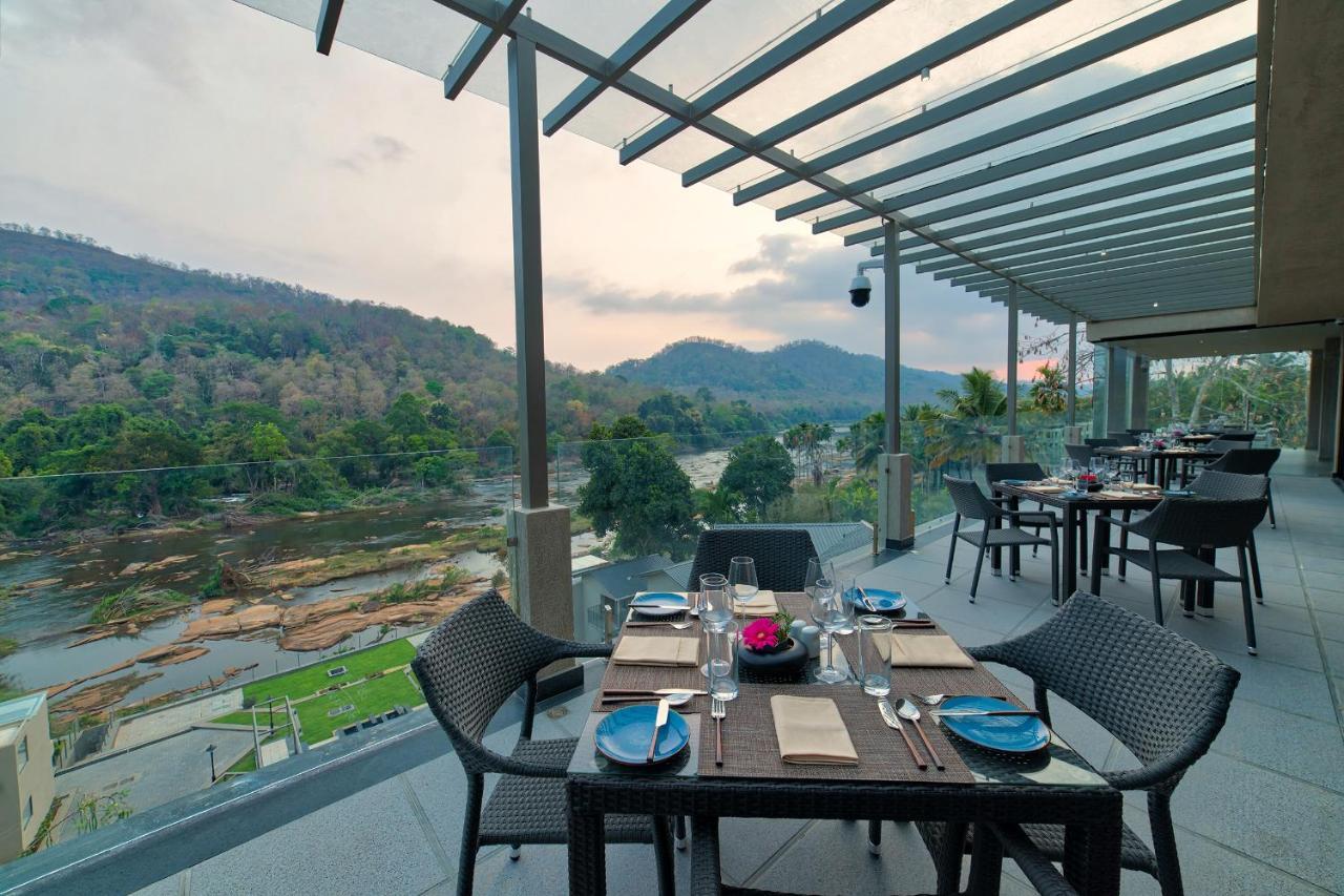 Niraamaya Retreats Samroha Athirappilly 外观 照片