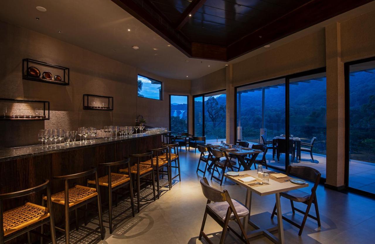 Niraamaya Retreats Samroha Athirappilly 外观 照片