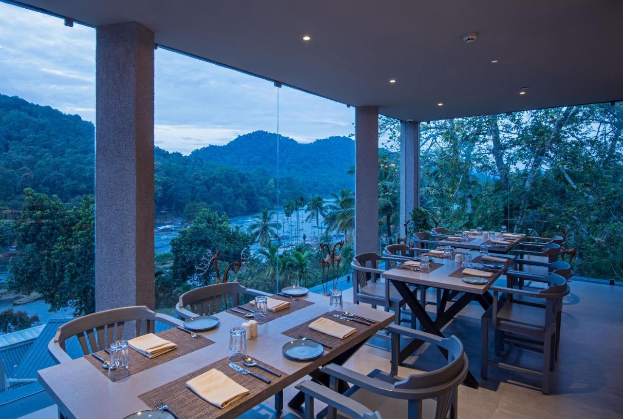 Niraamaya Retreats Samroha Athirappilly 外观 照片